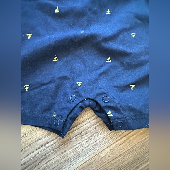 NWT! Carters 24 Months Navy Shortalls with Yellow Sailboats - Picture 5 of 6